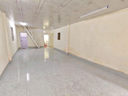 Quận 10 - ngay cầu vượt Ba Tháng Hai - 61.1/63m2, nở hậu -…