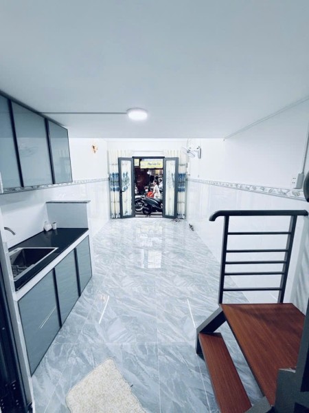 Nhà bán MẶT TIỀN đường Đoàn Văn Bơ Quận 4 MỚI ĐẸP, khu…