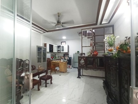 Nhà đẹp sẵn ở - Lô góc - 5m ô tô tránh