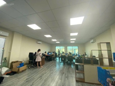 Cho thuê văn phòng, mbkd tại 166 ngõ 8 Lê Quang Đạo, Phú Đô, Nam Từ Liêm 120m chỉ 10 - 12.5tr