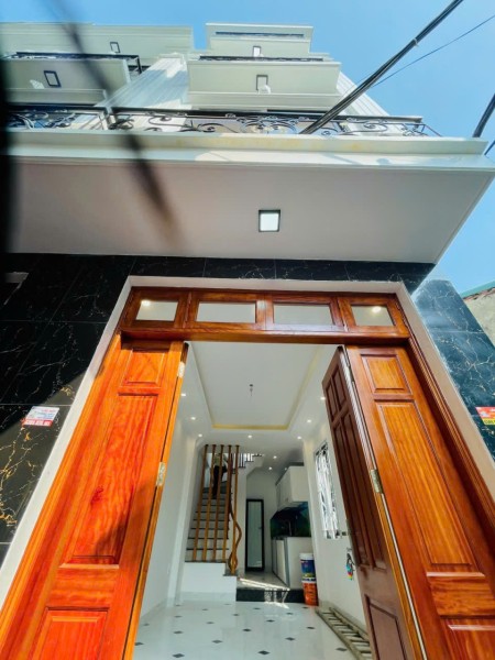 Lô góc - 33m2 - 4 Tầng hiện đại - 3.85 tỷ - Giang Chính - Biên Giang - Hà Đông