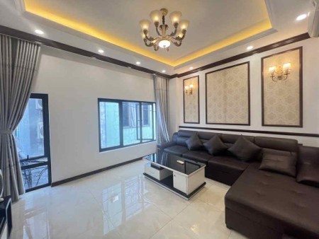 Bán nhà gần AEON Mall Long Biên - Nhà dân xây - 49m2 - 9.4 tỷ