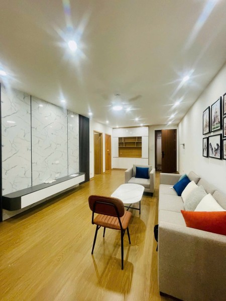 Bán căn hộ đẹp CT2B KĐT Nghĩa Đô; sổ chính chủ 71m, 2N, 2VS. 7 tỷ 45