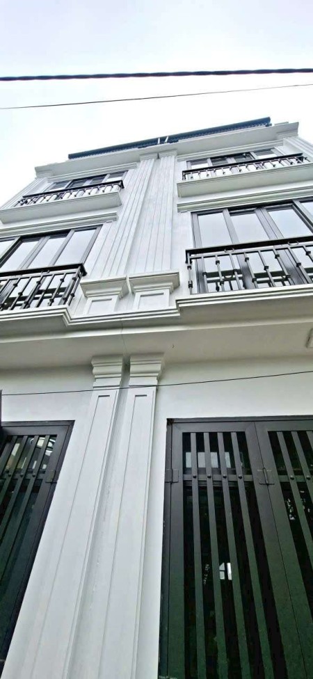 BÁN CĂN NHÀ 4 TẦNG, TỰ XÂY, SIÊU HIẾM, Ô TÔ QUA NHÀ TẠI PHƯỜNG BIÊN GIANG, QUẬN HÀ ĐÔNG, HÀ NỘI