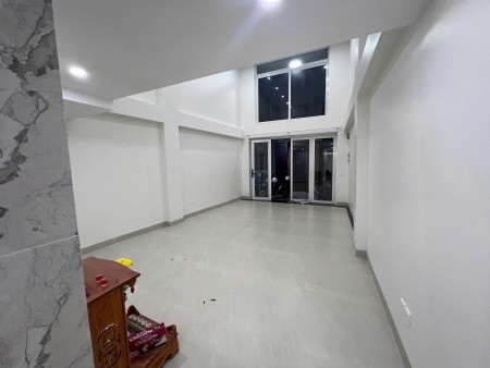 NNC mặt tiền hẻm lớn – Nơ Trang Long, Bình Thạnh (4x20m) 3 tầng. Giá 24 triệu/tháng