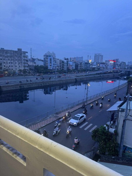 Đi đến slide 2