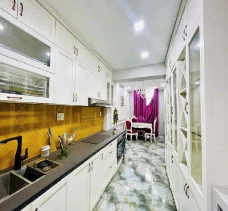 Cơ hội vàng sở hữu Nhà có Thang Máy cho người Già - đường…