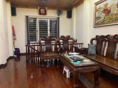 Bán nhà Xuân Phương - đường thoáng -nhỉnh 6 tỷ- 46m2