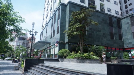 CĐT cho thuê mặt bằng kinh doanh 45m2 gần công viên Yên Sở