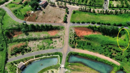 Bán lô đất nền khu nghỉ dưỡng 254.1m2, cách ngã 5 Dambri 6 phút đi xe