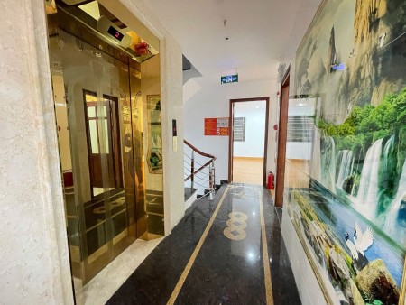 Mặt phố, 92,8m2, 9 tầng, mặt tiền 5,5m Ngã Tư Sở, Đống Đa, 39 tỷ 750