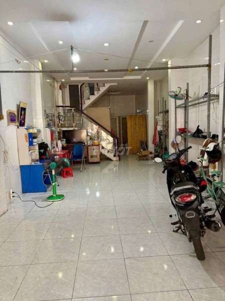 **Bán nhà mặt tiền 15 Hồng Lạc, phường 10, Tân Bình; (4,2x15m) 3 tầng - 11 tỷ
