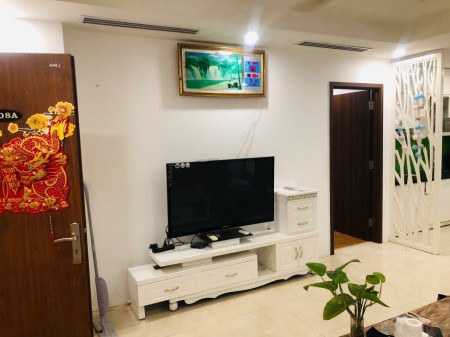 Chính chủ cần bán nhà chung cư Hà Nội Center Point 27 Lê Văn Lương, tầng trung