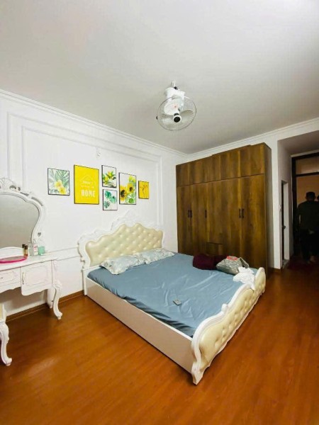 Bán nhà đẹp Hoàng Mai 35m2 6.4 tỷ