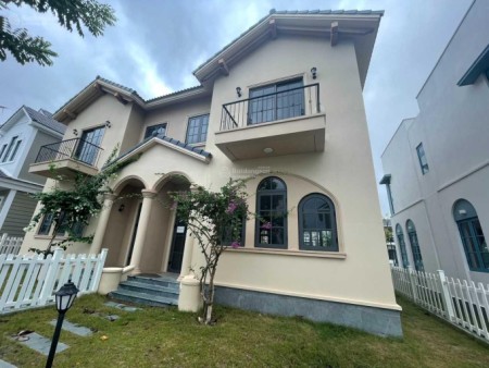 Căn Biệt Thự Song Lập Florida