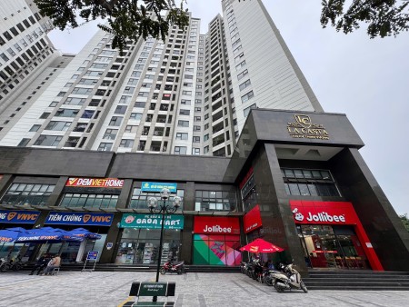 CCho thuê shophouse chân đế chung cư La Casta Văn Phú diện tích 37m²