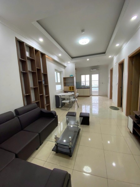 Chính chủ cần cho thuê căn hộ chung cư 67m2 Thanh Hà, view hồ, full nội thất