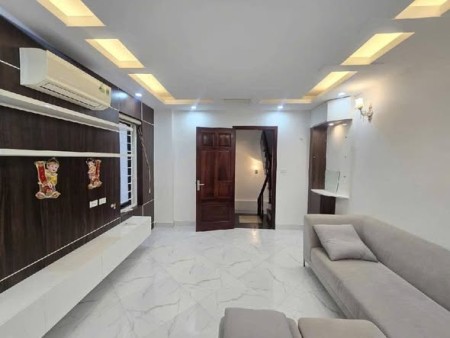 Ngã Tư Minh Khai - Kim Ngưu 35m - 5 Tầng - Ngõ Thông - Kinh Doanh