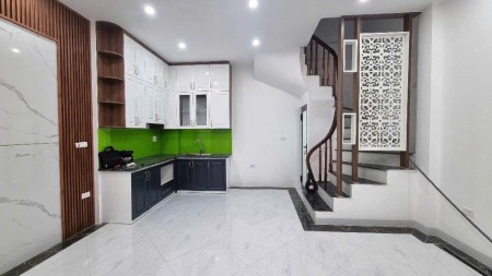 Nhà Riêng dân xây, gần Phố Minh Khai, Trần Khắc Chân 3 phút…