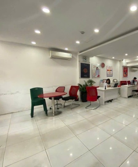 MẶT PHỐ TRUNG TÂM HOÀN KIẾM – VỊ TRÍ KIM CƯƠNG – NHÀ ĐẸP, HIẾM CÓ KHÓ TÌM