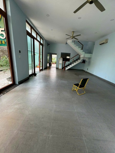 Bán nhà 1 trệt 1 lầu đối diện chung cư an bình