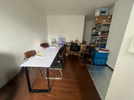 Cho Thuê Văn Phòng Trung Tâm Quận 1 - 50m² + ban công siêu rộng