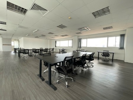 Cho thuê văn phòng đại diện sàn 140m2 đường Đinh Bộ Lĩnh, Bình Thạnh