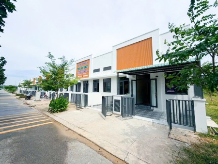 Cho thuê nhà 1 trệt 1 lửng – Căn góc, vị trí đẹp nhất khu đô thị Phước Đông New City