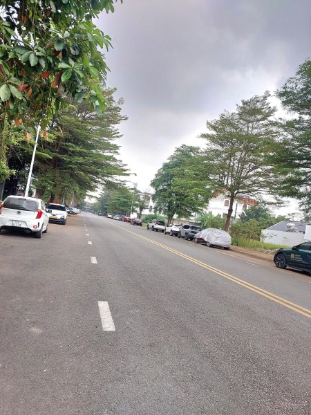 Cần bán nhanh lô đất biệt thự cao cấp tại KDC Nam Long giá 28 Tỷ còn 25Ty, 240m2