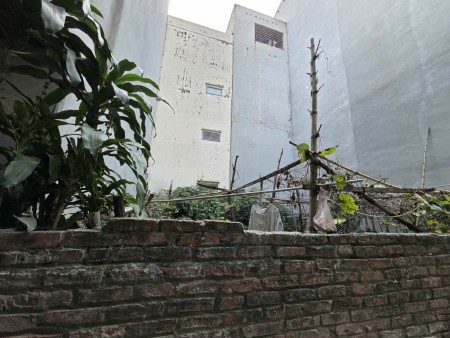 Bán Đất Lạc Long Quân, Vị trí đẹp, 98m2, 23.7 Tỷ