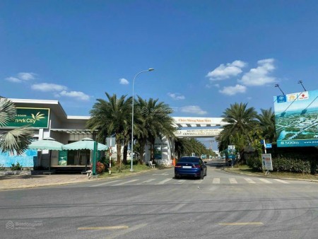 Chủ gửi bán lô đất Centana Điền Phúc Thành 93.7m2, 5.5 tỷ, Sổ hồng riêng, công chứng sang tên ngay