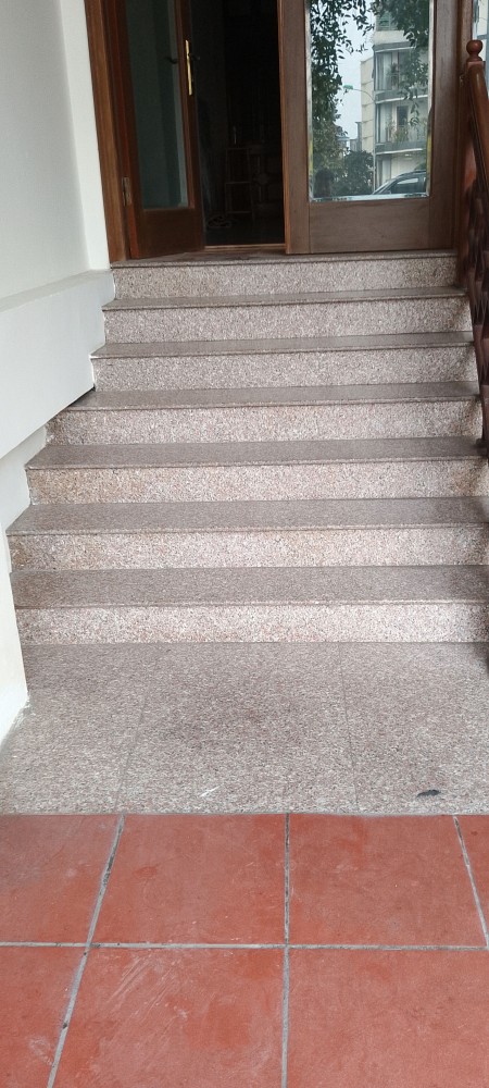 Chính chủ cho thuê mặt bằng 30m² tầng 1 mặt đường Hoàng…