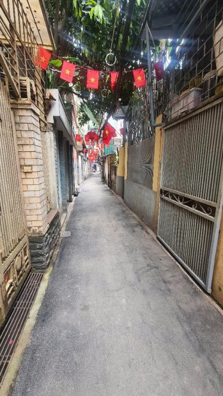 Bán nhà – 66,2m² x 4 Tầng, ba gác tránh xe máy – 3 bước ra ô…