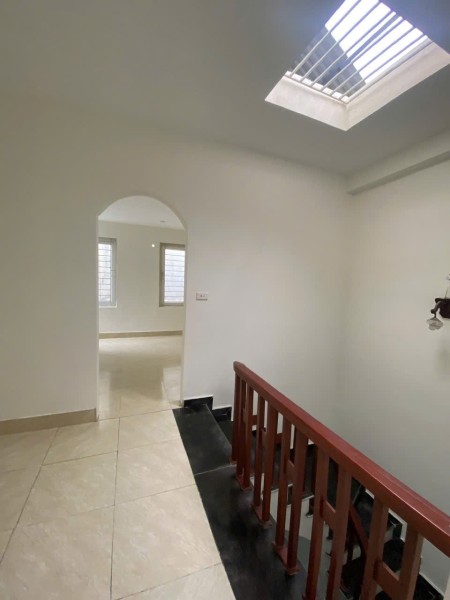 -Bán Nhà Bùi Xương Trạch -Thanh xuân- Phân Lô – 37m2 – Mt 4.3m, 5 tầng – 4 ngủ chào 8.2 tỷ