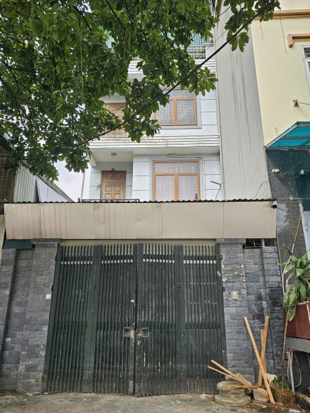 Cho thuê lâu dài nhà 3,5 tầng 100m2 Làng Nghề Triều Khúc