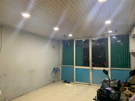 Cho thuê MB có máy lạnh tiện KD ngay mặt tiền Vĩnh Viễn Quận 10
