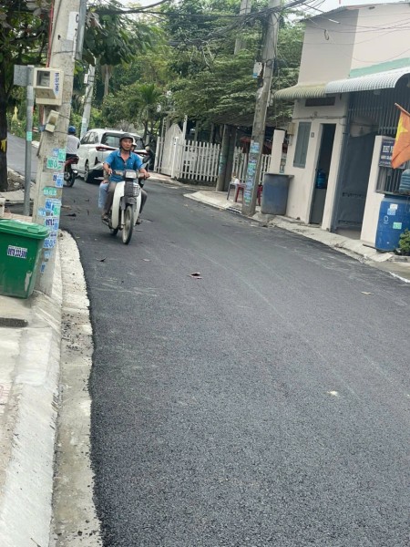 Bán dãy trọ mặt tiền 180m2, ngang 8, Tam Đa, Trường Thạnh, Quận 9 giá chỉ 50tr/m2