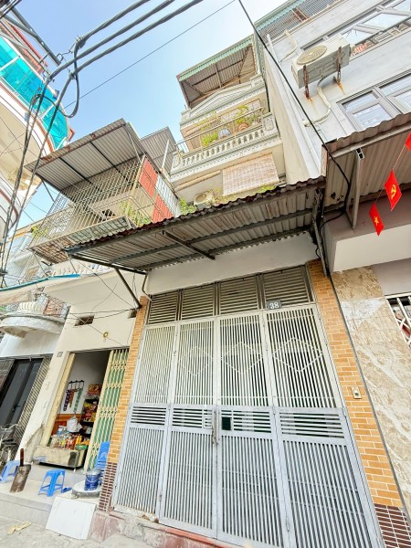 Ảnh 2 - Bán nhà Đường Láng – Đống Đa – 42 m2 – Mt 3.6m – 4 Tầng…