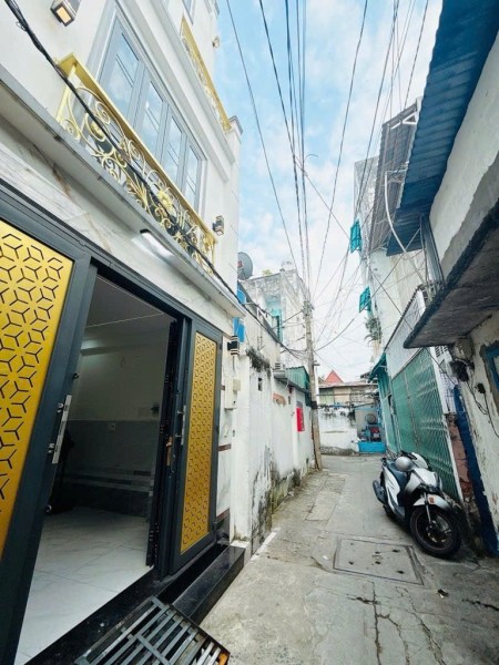 Ảnh 2 - Nhà 5 tầng hẻm trước nhà 3m giá chỉ hơn 4 tỷ