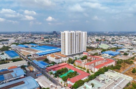 Bán gấp căn hộ chung cư Legacy Central đường Thuận Giao 25, Bình Dương giá chỉ 33tr/m2