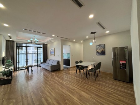 Tôi cần cho thuê 3N2VS tại Phố Duy Tân Hà Nội