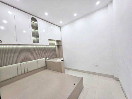 Ảnh 3 - Bán Nhà Tổ 11 Yên Nghĩa – 34m2 , 3 tầng – lô góc , mặt ngõ…