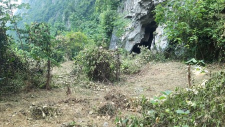 Bán gấp lô đất ở chân núi tại Xã Cao Sơn, Lương Sơn, Hòa Bình, 5 tỷ, 2.200 m2 (400m2 đất ở)