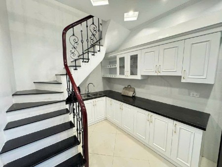 Hiếm – Cát Linh – 3 bước ra phố – Ở ngay – 5,8 tỷ