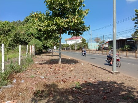 Cho thuê mặt tiền kinh doanh Hồ Thị Hương, sát nhà hàng Sunshine, thuận tiện kinh doanh