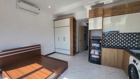 Bán Nhà Xã Đàn 7 tầng, đang kinh doanh dòng tiền, 23.5 tỷ.