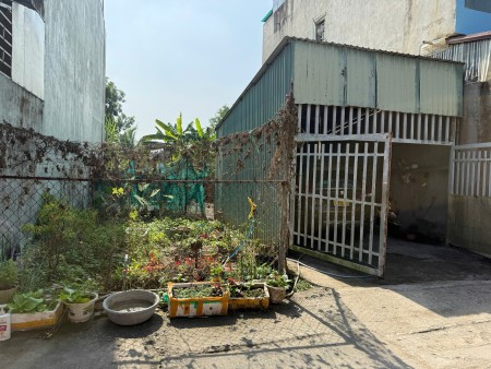 Bán đất Võ Văn Hát Liền kề ĐH Kinh Tế Tài Chính CS Long Trường DT 111m² Full thổ cư