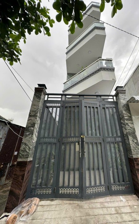 Nhà đẹp sách vali vào ở ngay - Lưu Hữu Phước Quận 8 nhỉnh 6 tỷ