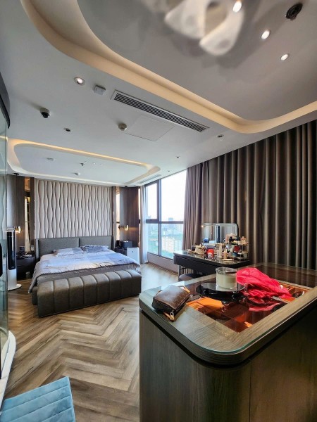 Bán căn hộ Roman Plaza – 7,65 tỷ | Ban công Đông Nam | Tầng trung sáng nhà (Số em: 083,848,9898)