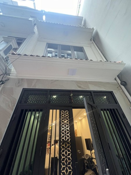 BÁN NHÀ LẠC LONG QUÂN TÂY HỒ 8,95 TỶ 34m MT3,7m 4 TẦNG 200M RA HỒ TÂY LỘNG GIÓ